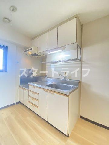 大阪市淀川区十八条２丁目の賃貸マンションのキッチン