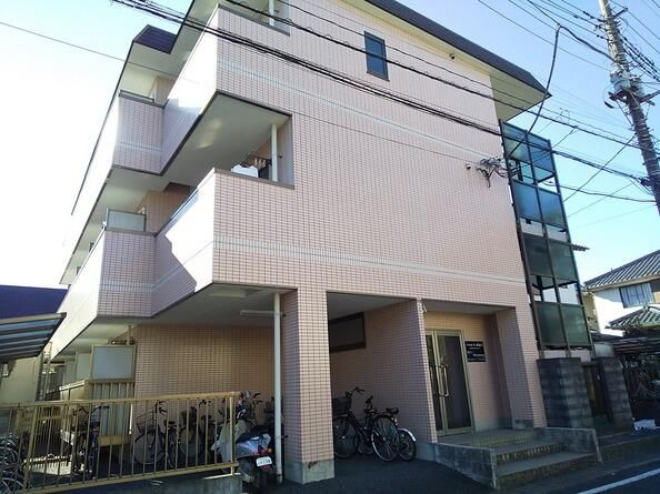 シャルマン草加Ⅱの外観