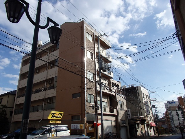 メゾン神戸県庁前の外観