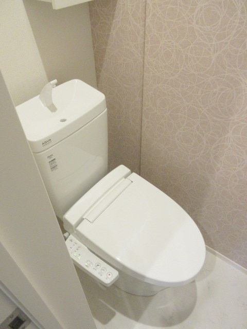ao yokohamaのトイレ|トイレは嬉しいウォシュレット