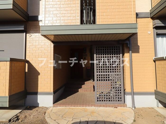 メイプルヒル　Ｃのエントランス
