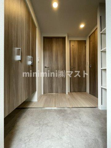 ミラージュパレス新梅田Cieloの玄関
