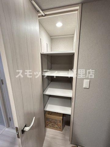アービングNeo岸里駅前の玄関