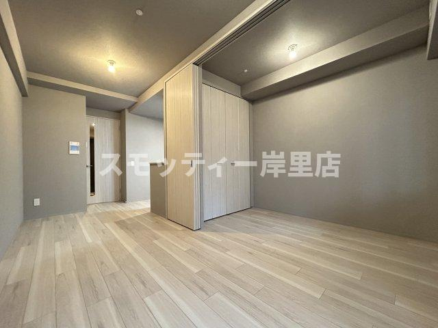 アービングNeo岸里駅前の居間・リビング