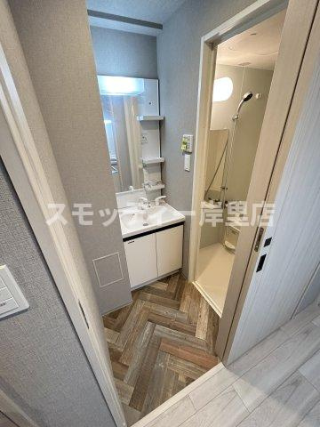 アービングNeo岸里駅前の独立洗面台
