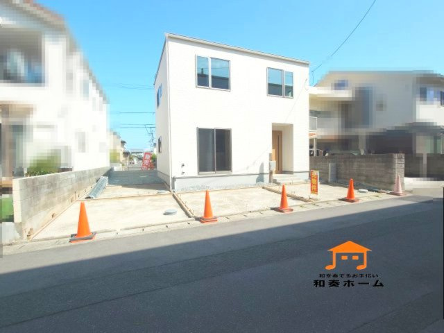 ◇高松市新北町オール電化住宅◇９月中のご契約で太陽光発電システムをプレゼント！の外観|２号棟
内覧可能です！車中心生活を支える駐車場スペースは３台以上で、家族それぞれの行動範囲がグッと広がります。
