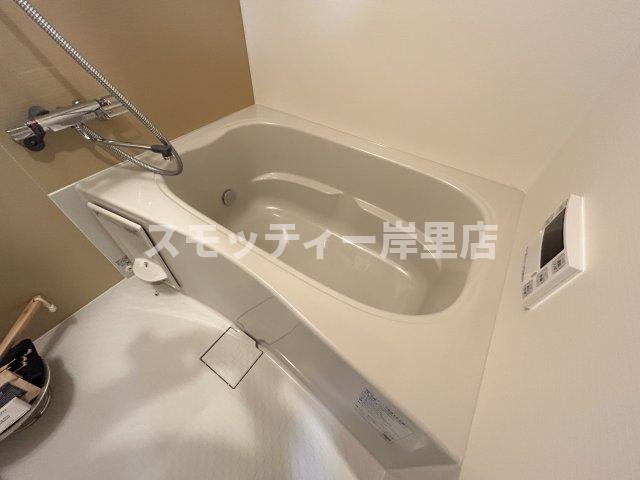 アービングNeo岸里玉出の浴室