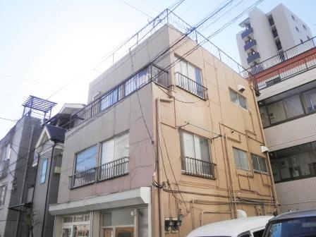 大塚ビルの外観
