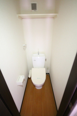 【トイレ】 | ＣＬＡＩＲ新出山 | 落ち着いたトイレです