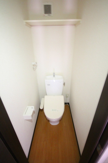 【トイレ】 | ＣＬＡＩＲ新出山 | 落ち着いたトイレです