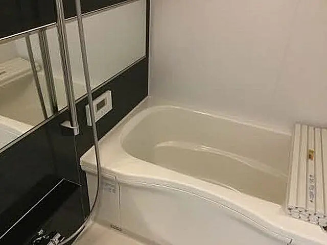 シャーメゾン島田本町の浴室