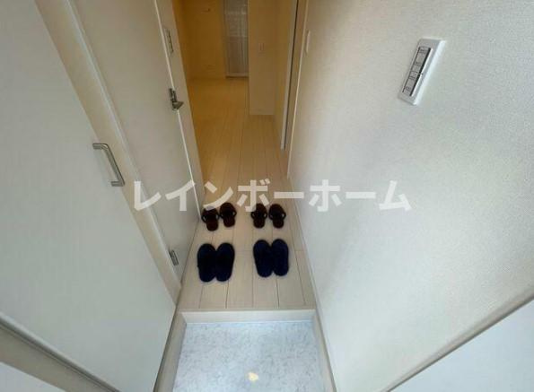 リップスの玄関