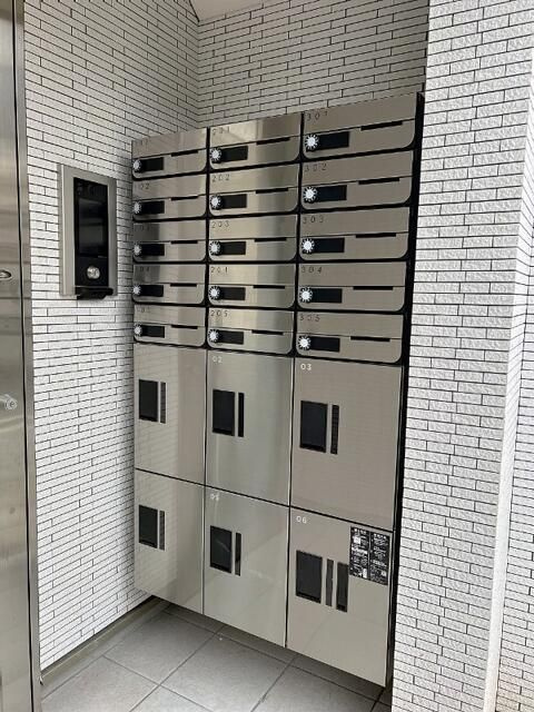 モリス・モルカのその他共用部分