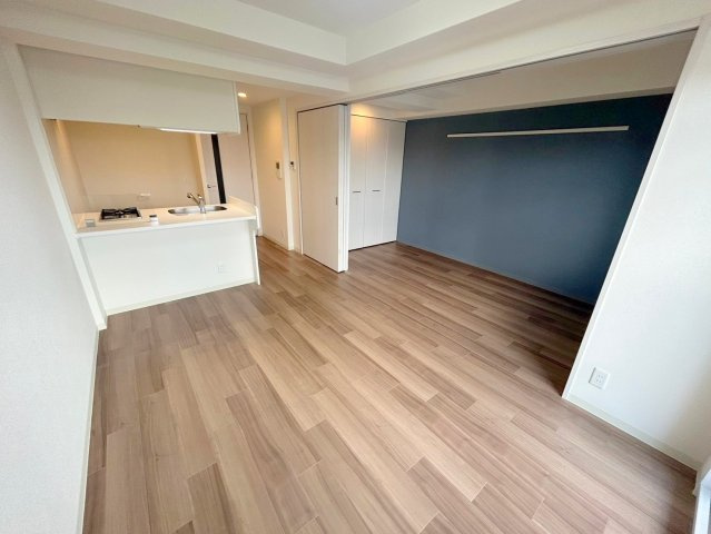 プレサンス新大阪ジェイズの居間・リビング