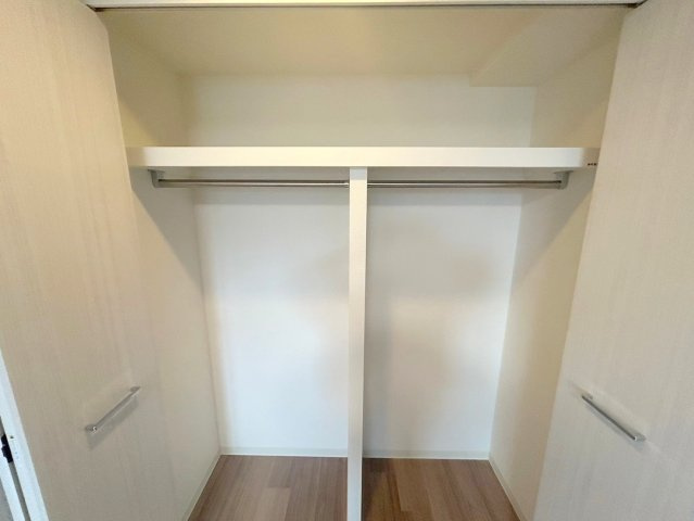プレサンス新大阪ジェイズの収納