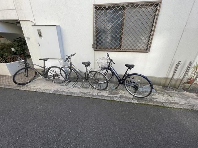 西片ハイツ