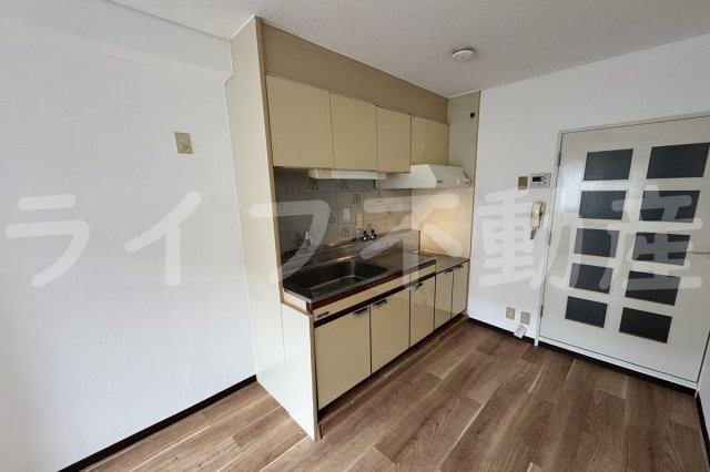 富尾マンションⅡのキッチン|お料理しやすいキッチンです
