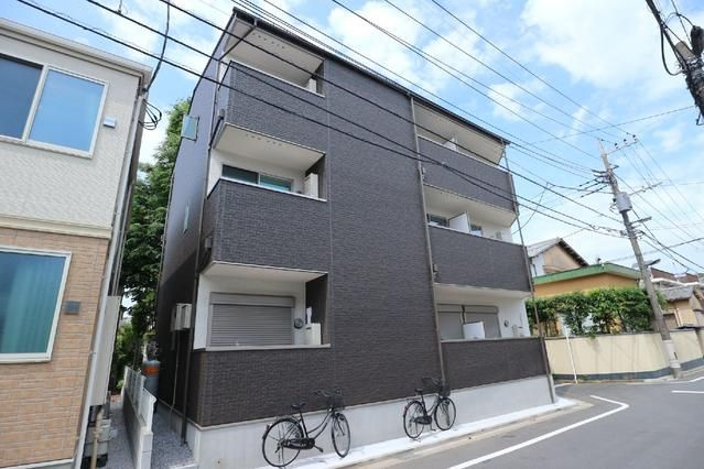 サンソレイユ成増の外観