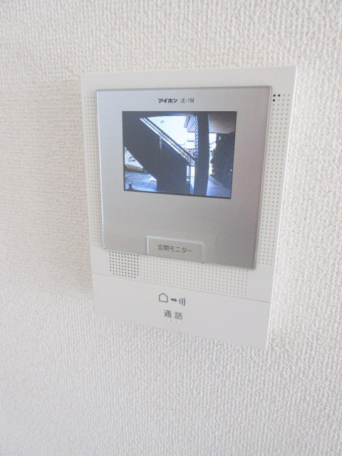 ルミエール三ツ境のセキュリティ|あると安心　TVモニタ付インタホン
