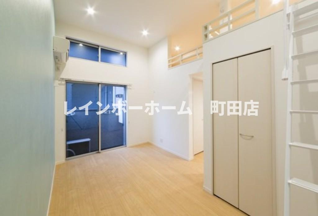ラブリーレジデンス相模原※初期費用分割あと払いサービス利用可能物件の居間・リビング