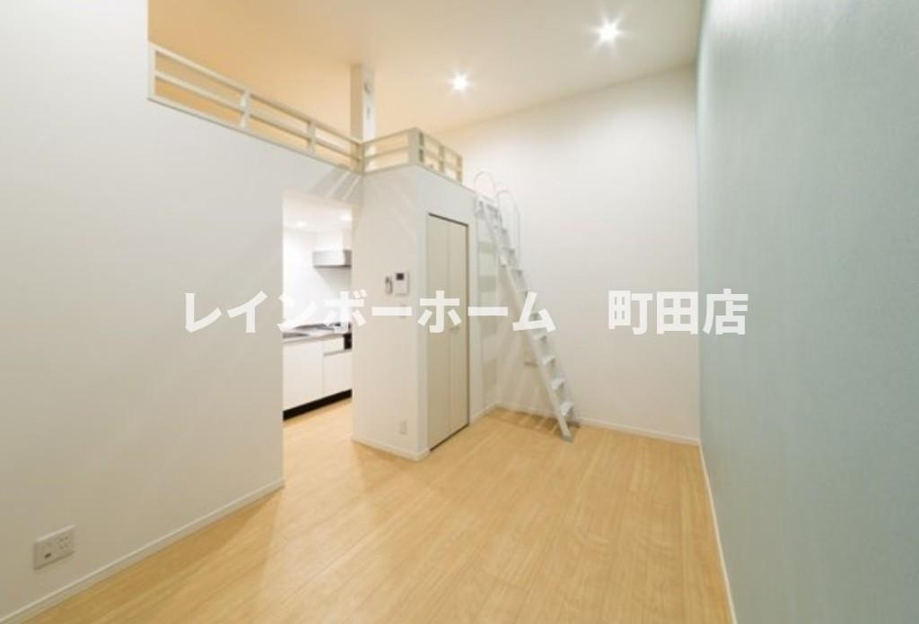 ラブリーレジデンス相模原※初期費用分割あと払いサービス利用可能物件の居間・リビング