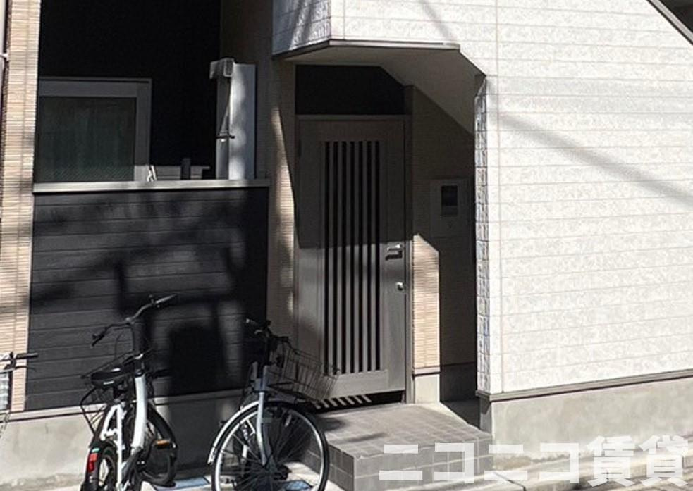 足立区梅田６丁目のアパートのエントランス|別号室イメージの為、現状を優先致します。