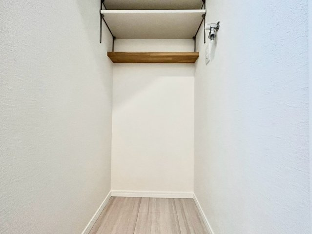 練馬区関町南2丁目　新築戸建のランドリースペース|2026.09.18撮影

現地ご見学希望・資料請求などお気軽にお問い合わせ下さい！
03-5990-5201