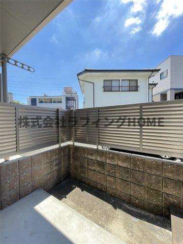 久留米市六ツ門町のアパートのバルコニー|陽当たり良好なバルコニーです