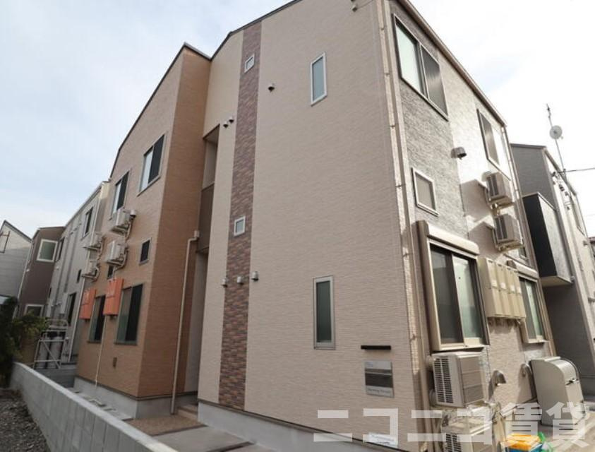 足立区柳原１丁目のアパートの外観