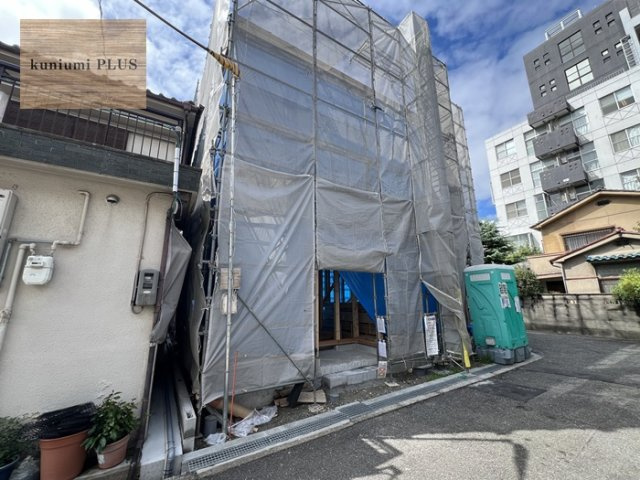 大阪市都島区東野田町4丁目　1号棟の前面道路含む現地写真