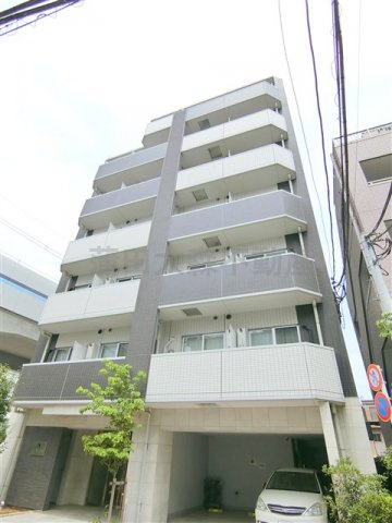 ライジングプレイス蒲田南の外観|2013年2月築　RC鉄筋コンクリート造地上7階建て
東京都大田区仲六郷1丁目　京急本線雑色駅徒歩6分