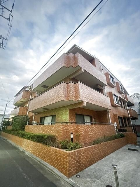 グローリー自由が丘の外観