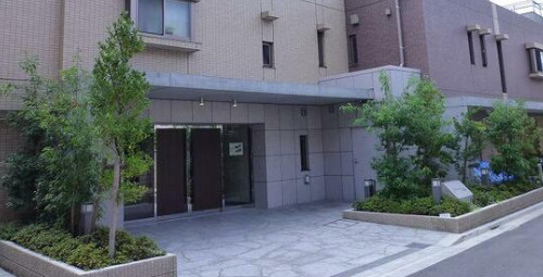 メゾンカルム西新宿のエントランス