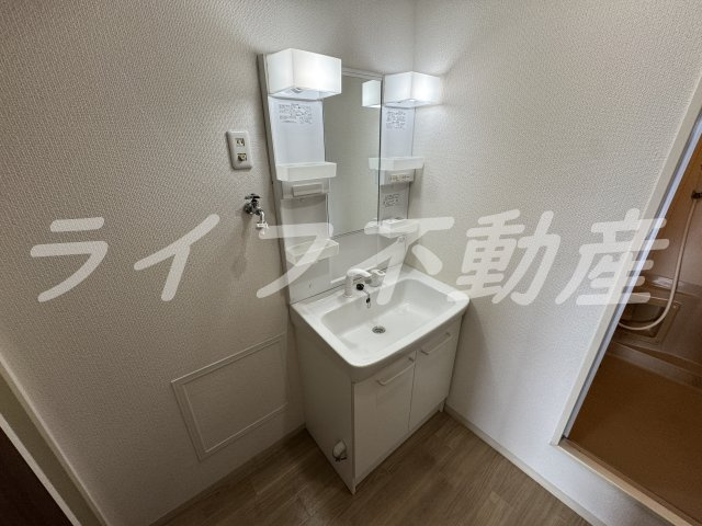 緑橋レックスマンション　仲介手数料無料の独立洗面台|独立洗面台です