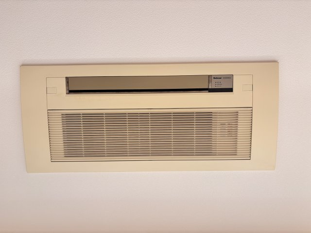 大阪市中央区博労町４丁目の店舗事務所の設備