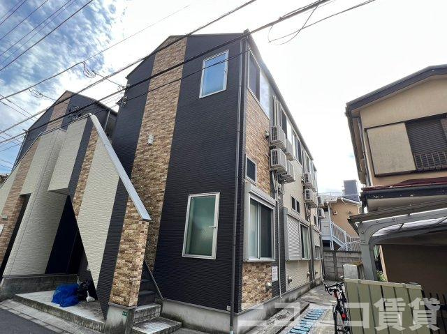 中野区中央５丁目のアパートの外観