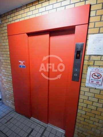 アウトバーンGKの設備|アウトバーンGK　エレベーター