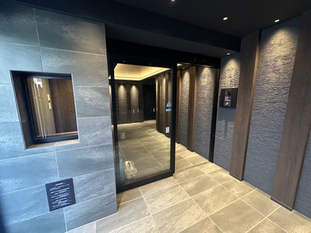 ＧＲＡＮ ＰＡＳＥＯ蒲田ＷＥＳＴのエントランス|建物の内部です