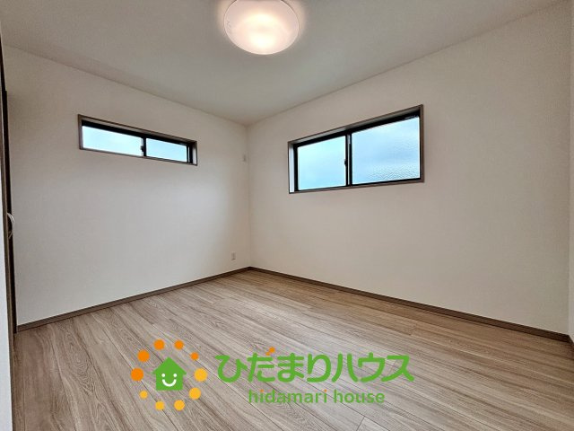 ワイウッドコート加須市下高柳第14期　新築一戸建て　05の洋室
