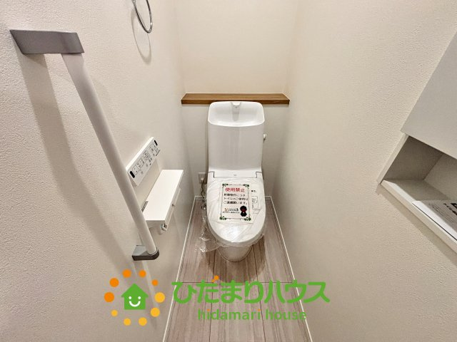 ワイウッドコート加須市下高柳第14期　新築一戸建て　02のトイレ