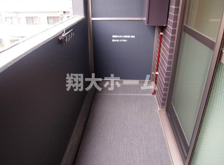ＺＯＯＭ椎名町駅前のバルコニー