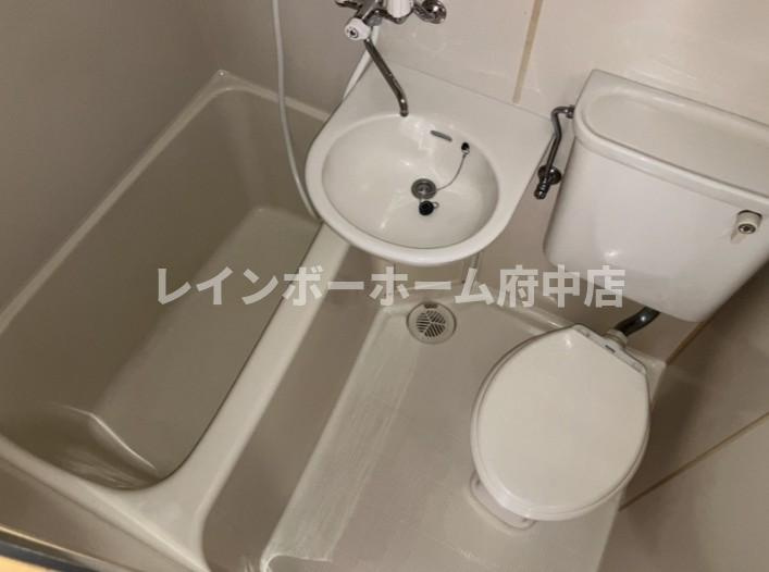 フラット程久保の浴室