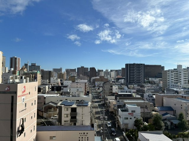 プレミスト元浜の展望|バルコニーからの眺めは、遮るものがなく開放感があり、気持ちの良い風が吹きますよ♫