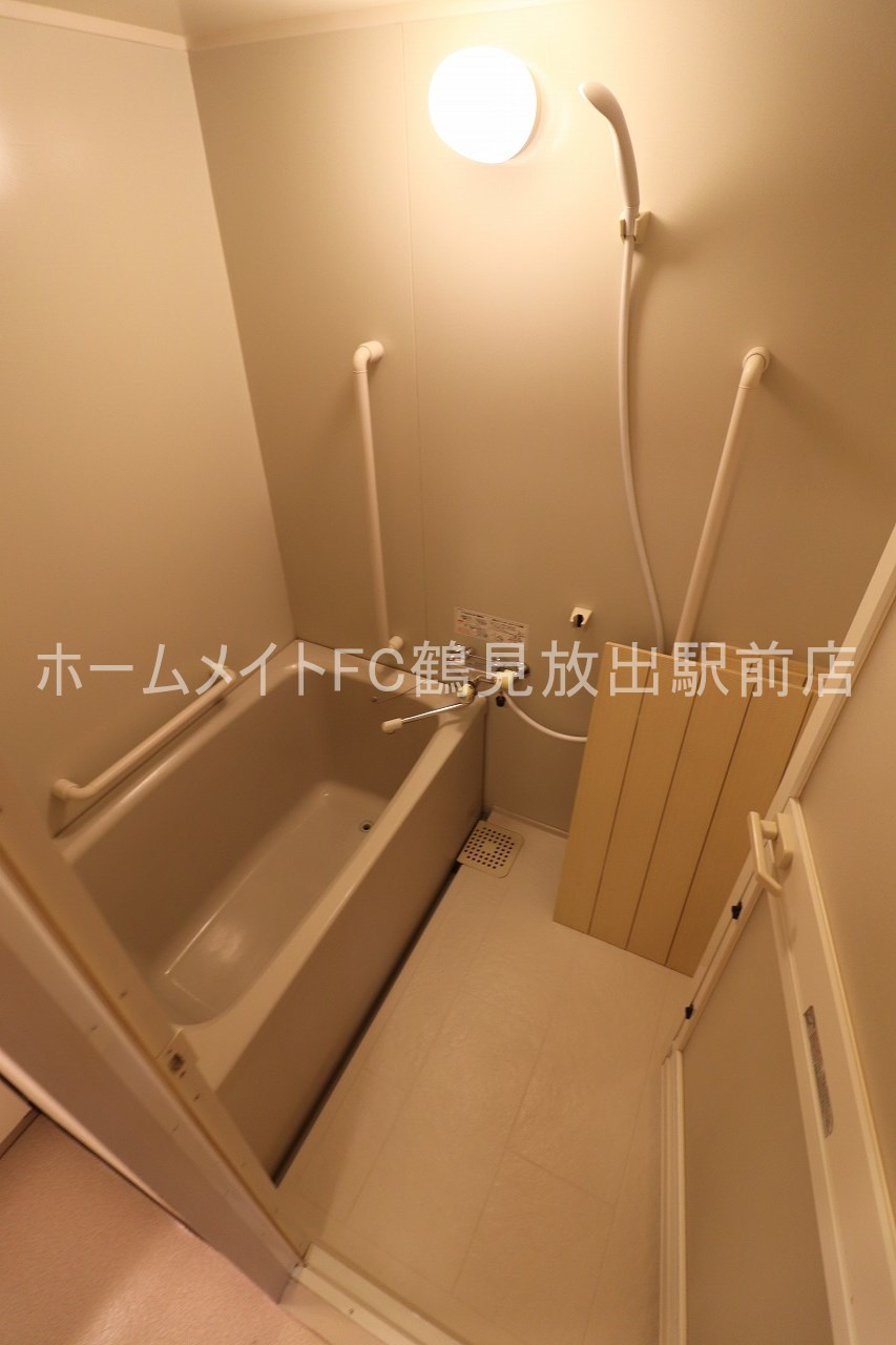 大阪市鶴見区今津北４丁目の賃貸マンションの浴室