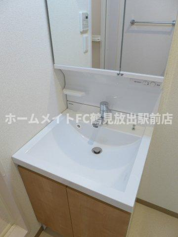 東大阪市森河内西１丁目のハイツの独立洗面台