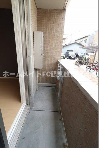 東大阪市森河内西１丁目のアパートのバルコニー