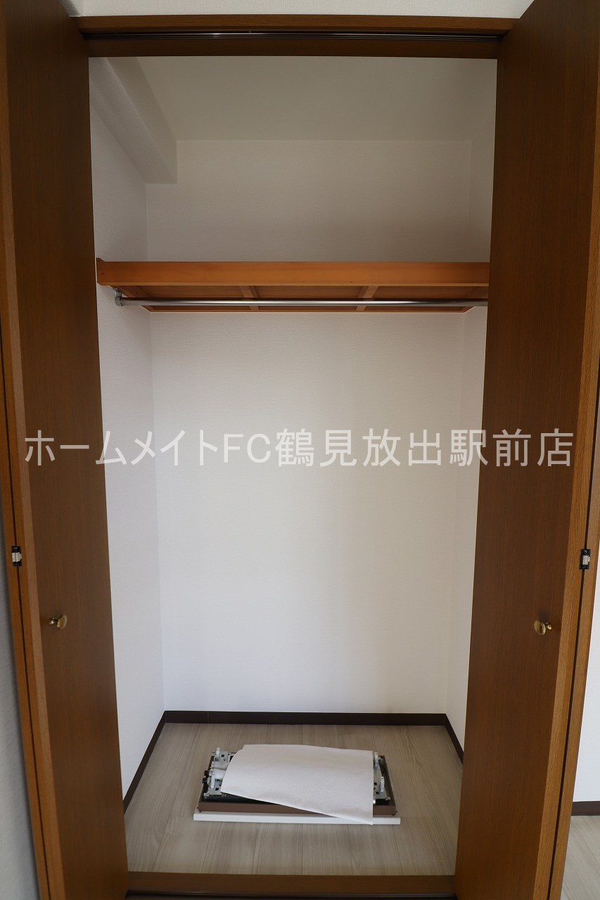 大阪市鶴見区今津南４丁目の賃貸マンションの収納