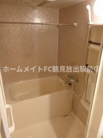 大阪市鶴見区放出東１丁目の賃貸マンションの浴室