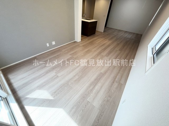 大阪市城東区永田２丁目のアパートの居間・リビング
