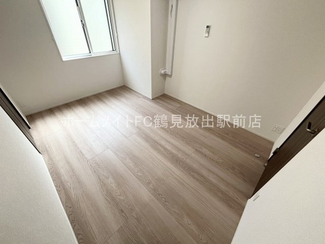 大阪市城東区永田２丁目のアパートの洋室
